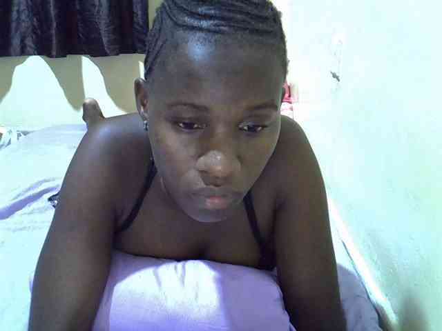 sexxy-maya1 webcam