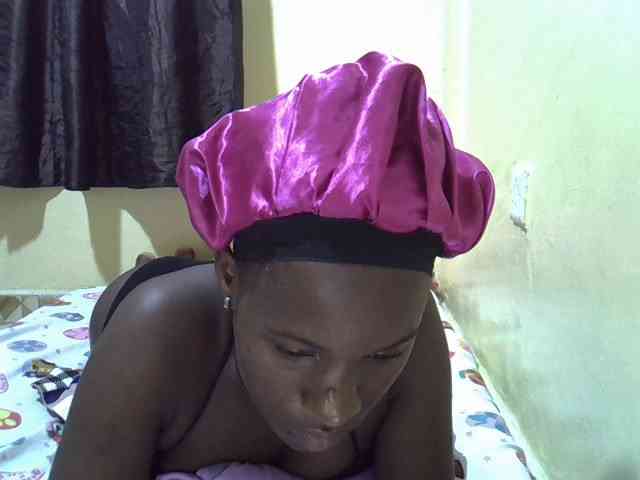 sexxy-maya1 webcam
