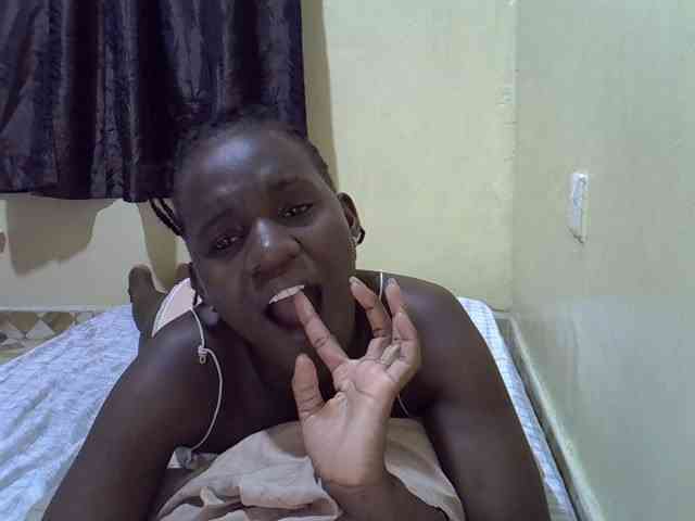 sexxy-maya1 webcam