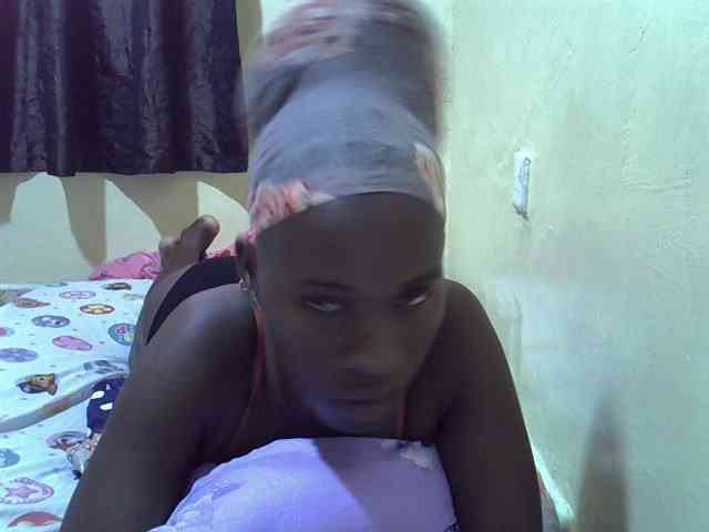 sexxy-maya1 webcam