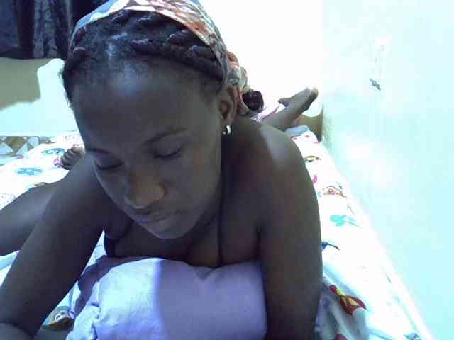 sexxy-maya1 webcam