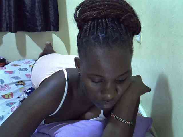 sexxy-maya1 webcam