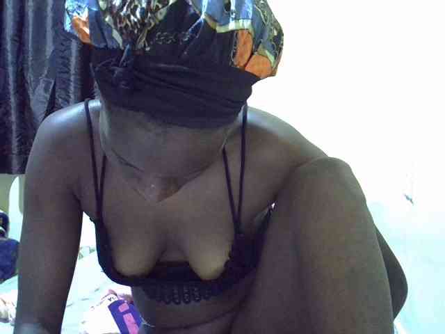 sexxy-maya1 webcam