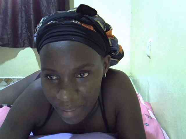 sexxy-maya1 webcam