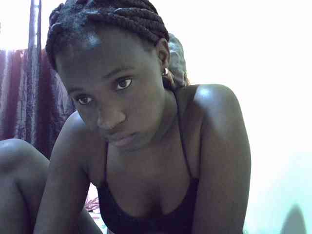 sexxy-maya1 webcam