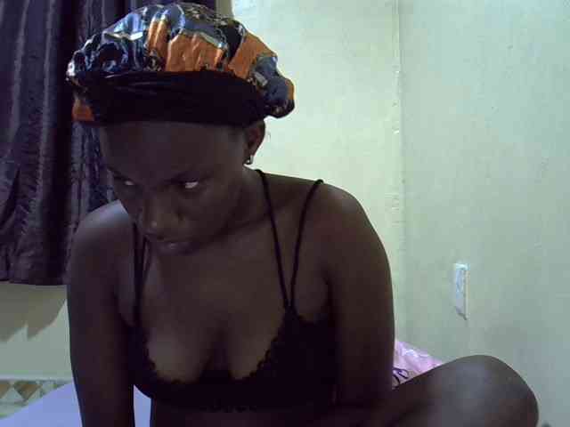 sexxy-maya1 webcam