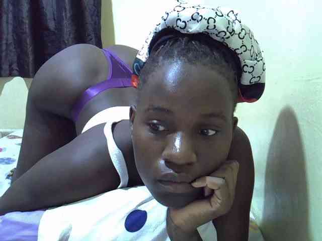 sexxy-maya1 webcam