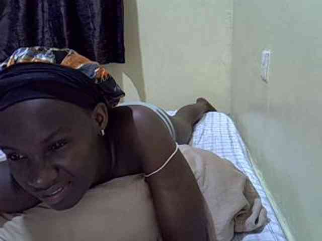 sexxy-maya1 webcam