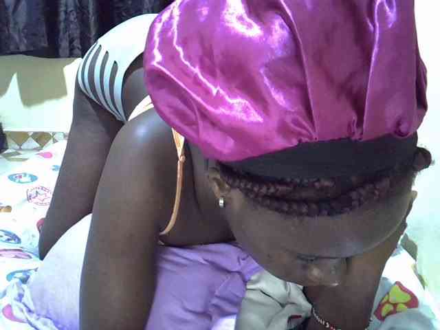 sexxy-maya1 webcam