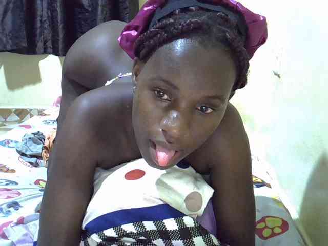 sexxy-maya1 webcam
