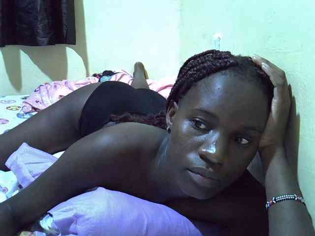 sexxy-maya1 webcam