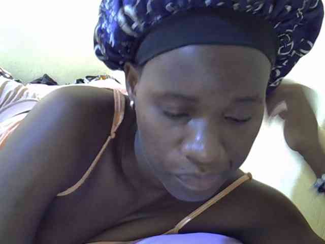 sexxy-maya1 webcam