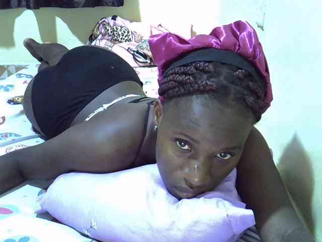 sexxy-maya1 webcam
