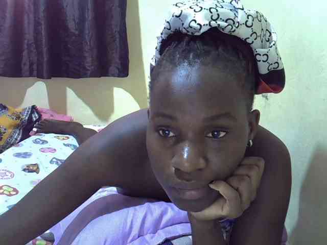 sexxy-maya1 webcam