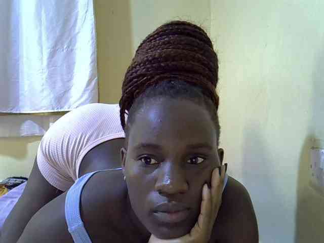 sexxy-maya1 webcam