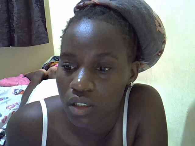 sexxy-maya1 webcam