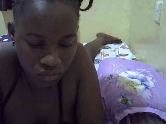 sexxy-maya1 webcam