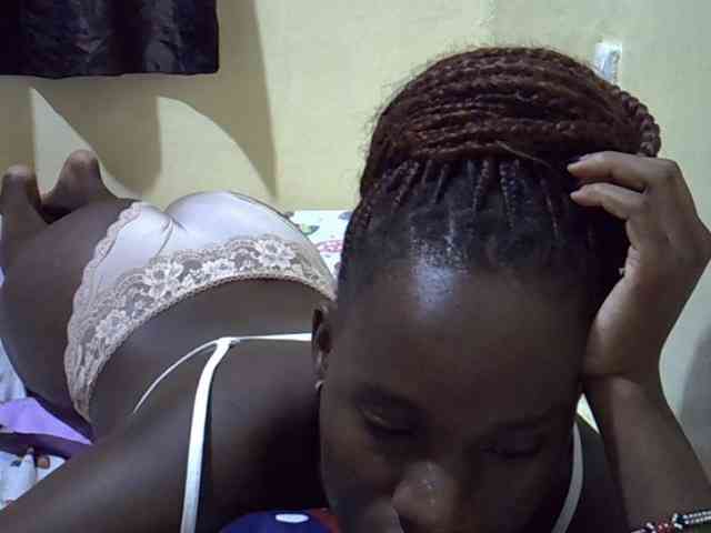 sexxy-maya1 webcam
