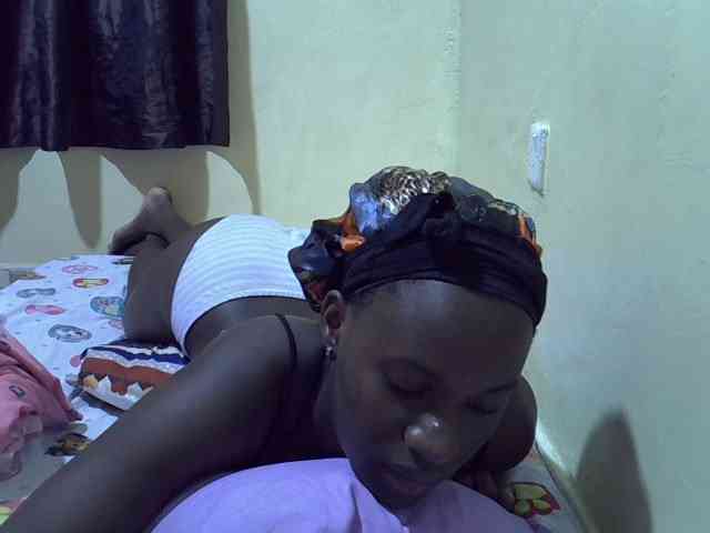 sexxy-maya1 webcam