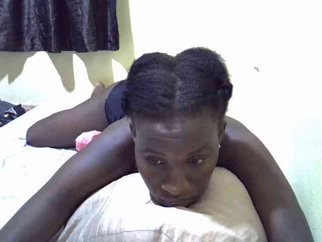 sexxy-maya1 webcam