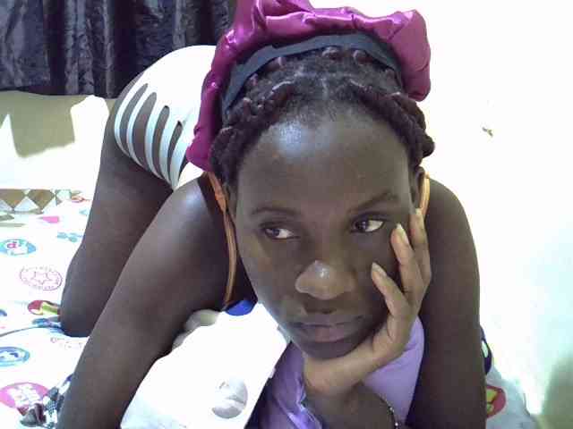 sexxy-maya1 webcam