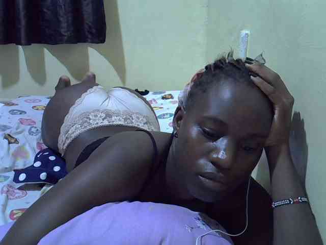 sexxy-maya1 webcam
