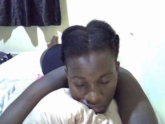 sexxy-maya1 webcam