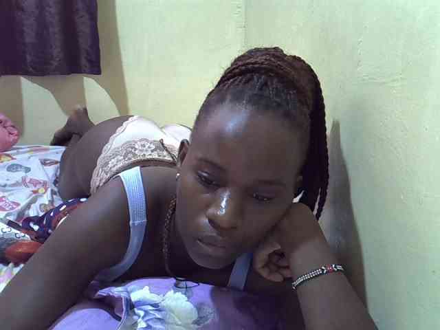 sexxy-maya1 webcam