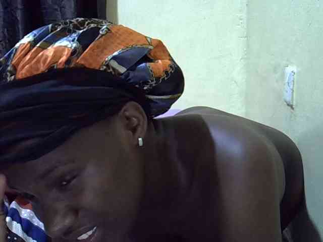sexxy-maya1 webcam