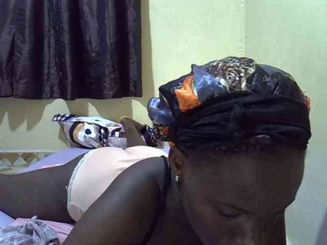 sexxy-maya1 webcam