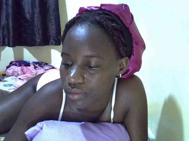 sexxy-maya1 webcam