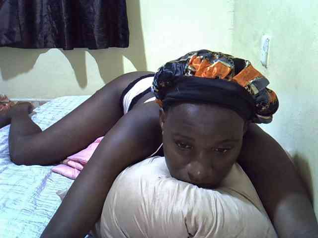 sexxy-maya1 webcam
