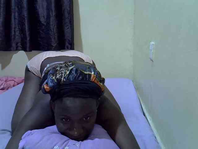 sexxy-maya1 webcam