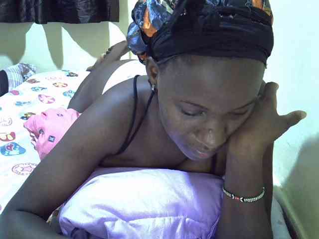 sexxy-maya1 webcam