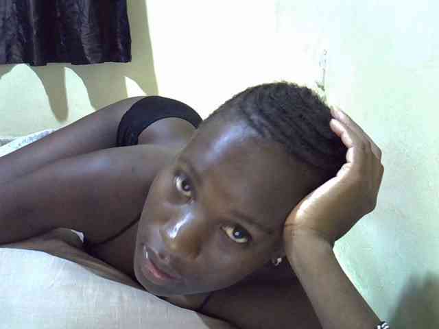 sexxy-maya1 webcam