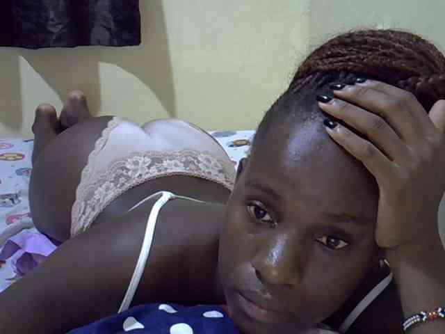 sexxy-maya1 webcam