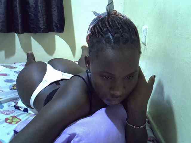 sexxy-maya1 webcam