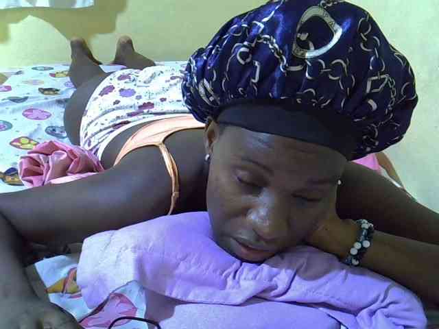 sexxy-maya1 webcam