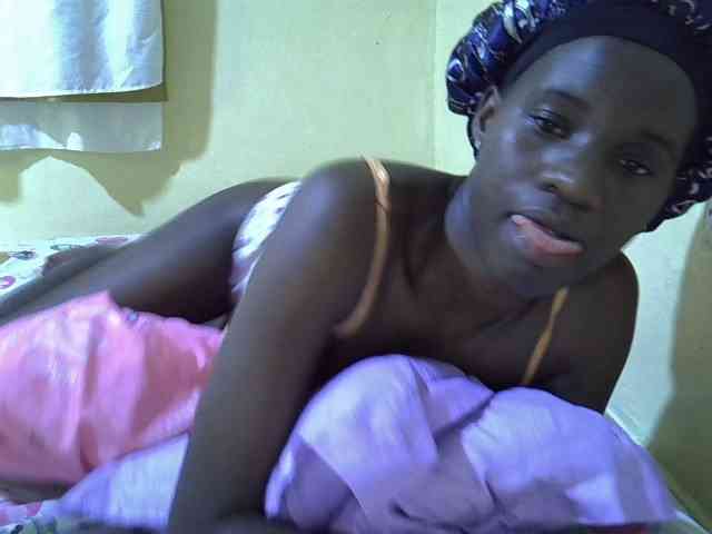 sexxy-maya1 webcam