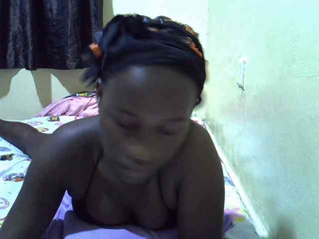 sexxy-maya1 webcam