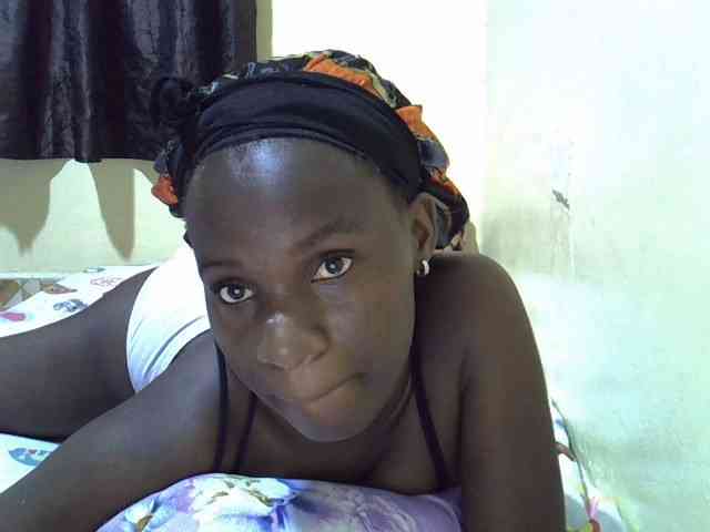 sexxy-maya1 webcam
