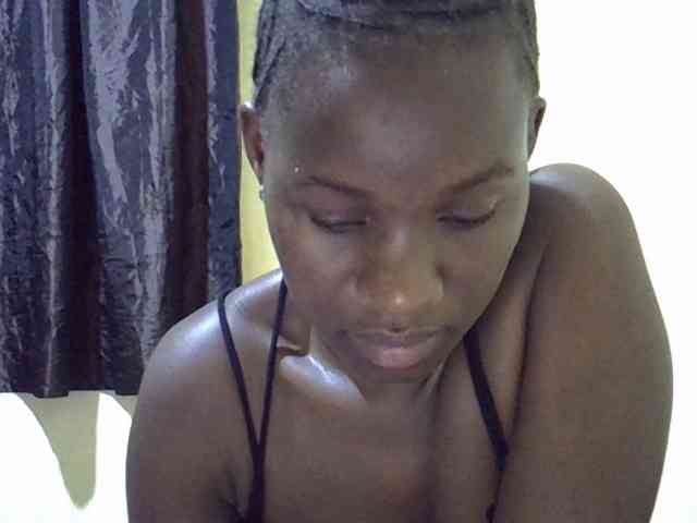 sexxy-maya1 webcam