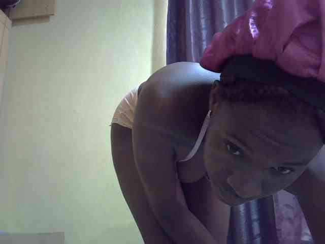 sexxy-maya1 webcam