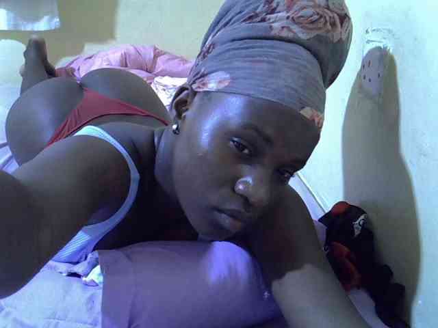 sexxy-maya1 webcam