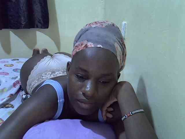 sexxy-maya1 webcam