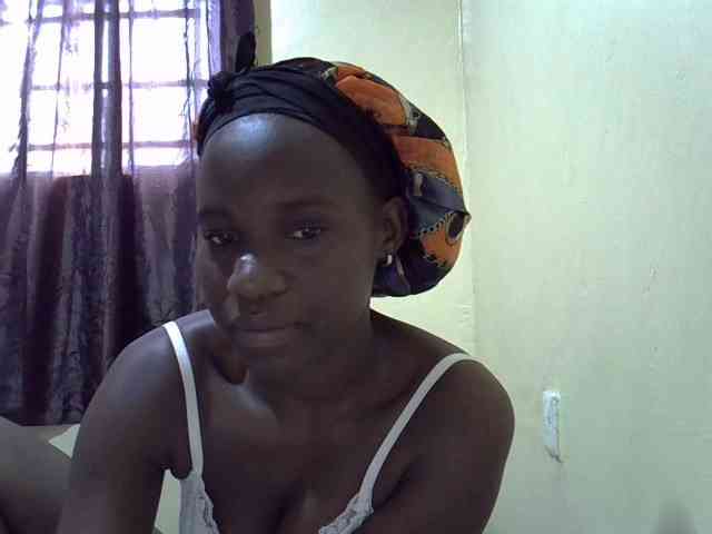 sexxy-maya1 webcam