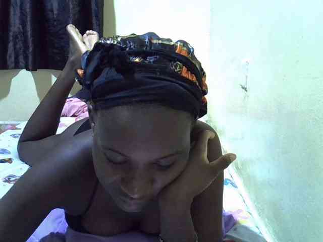 sexxy-maya1 webcam