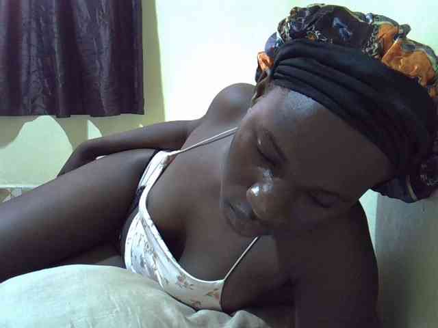 sexxy-maya1 webcam
