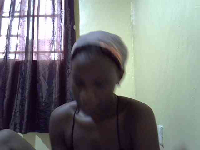 sexxy-maya1 webcam