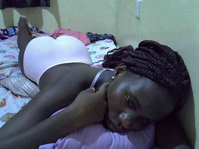 sexxy-maya1 webcam